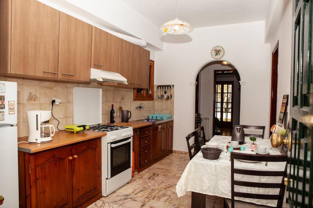 City Center, Sea View Apartment, Amelia! Anemomylos Екстериор снимка