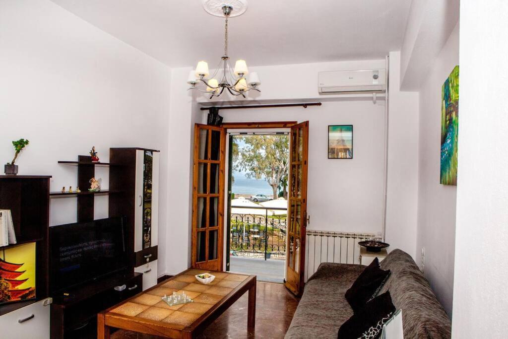 City Center, Sea View Apartment, Amelia! Anemomylos Екстериор снимка